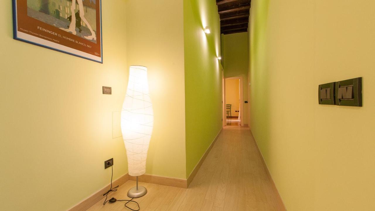 Trevi Colour- Rental In Rome Extérieur photo